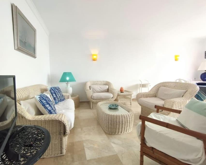 Beautiful 2 Bedroom In Calle Carabeo, 内尔哈 外观 照片